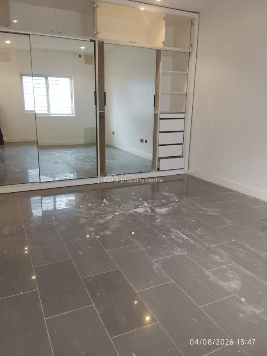 3-bedroom Commercial Apartment Upstairs with Big Balcony, Lekki Phase 1, Lekki, Lagos, Lekki Phase 1, Lekki, Lagos, Office Space for Rent