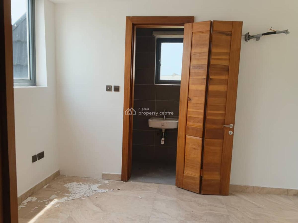 a 4 Bedroom Semi-direct Duplex Located in a Gated & Serene Estate, Ikate, Lekki, Lagos, Ikate Elegushi, Lekki, Lagos, Semi-detached Duplex for Rent