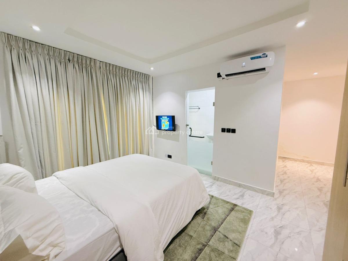 Luxury 3 Bedroom Apartment, Cyberville Estate, Sangotedo, Ikate, Lekki, Lagos, Flat / Apartment Short Let