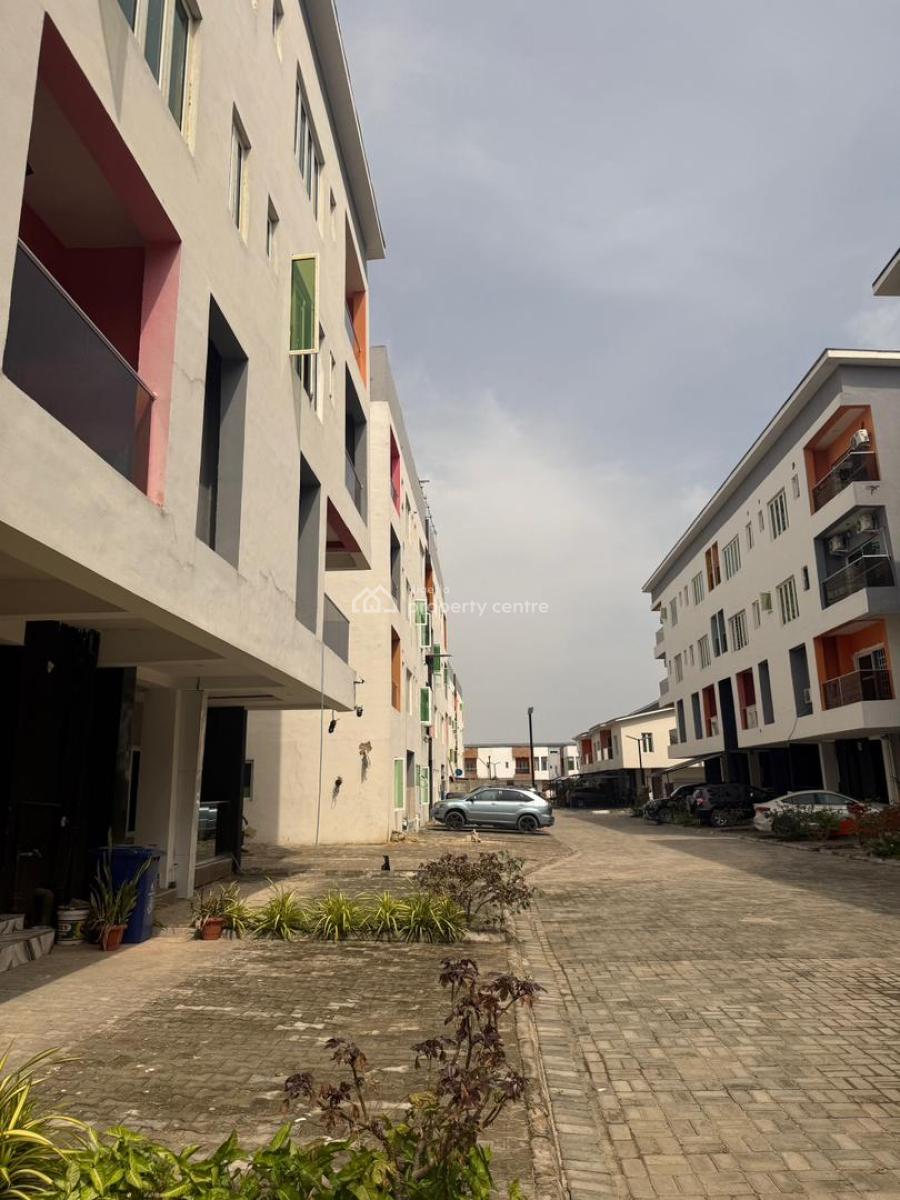 Luxury 3 Bedroom Apartment, Cyberville Estate Along Coastal Road, Victoria Island (vi), Lagos, Flat / Apartment Short Let