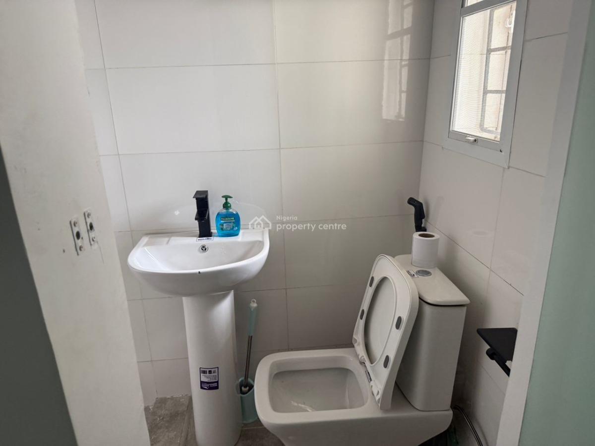 Short Let: Luxury 3 Bedroom Apartment, Cyberville Estate Along Coastal ...