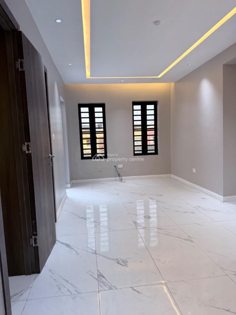 Well Structured Service Apartment, Surulere, Lagos, Flat / Apartment for Rent