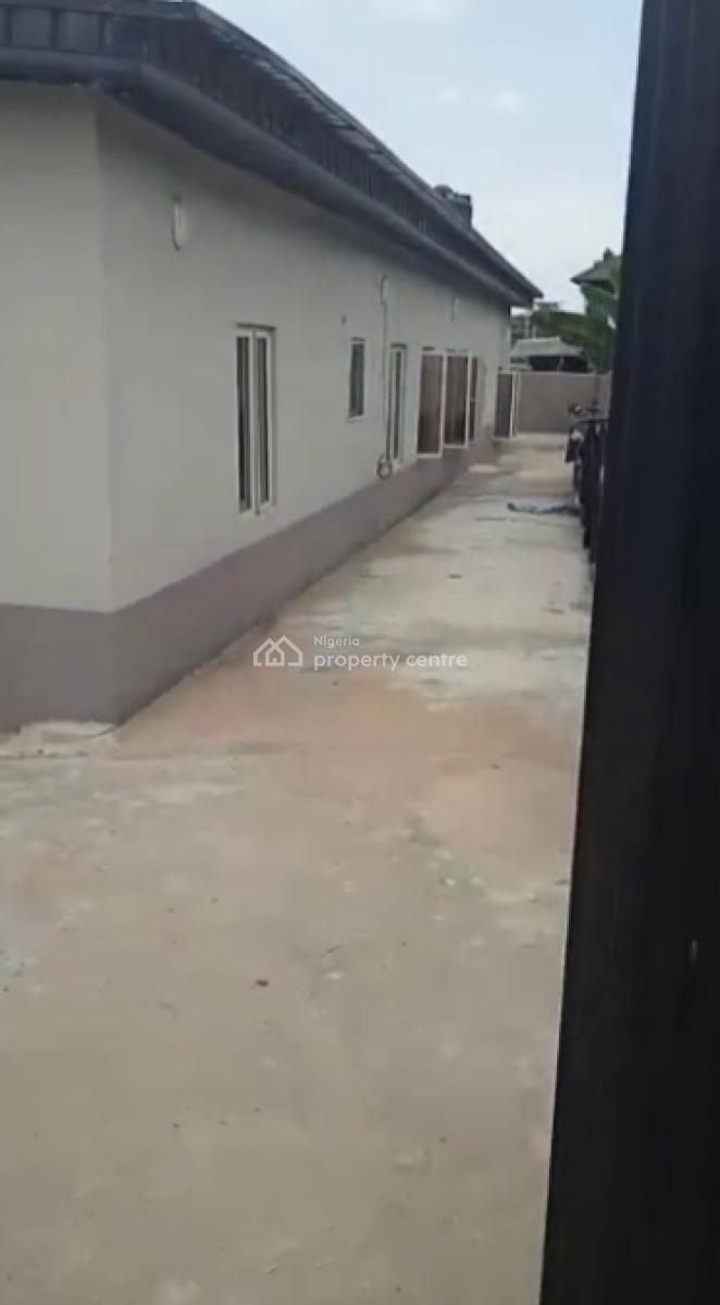 Large 3 Bedroom Flat, Ajuwon, Ifo, Ogun, Flat / Apartment for Rent