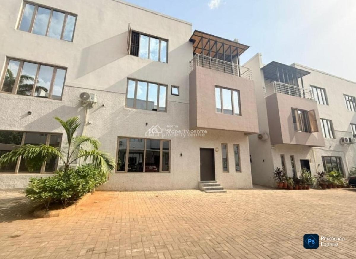 5-bedroom Lovely & Cool Duplex, Asokoro District, Abuja, Semi-detached Duplex for Rent