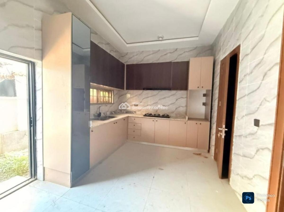 5-bedroom Lovely & Cool Duplex, Asokoro District, Abuja, Semi-detached Duplex for Rent