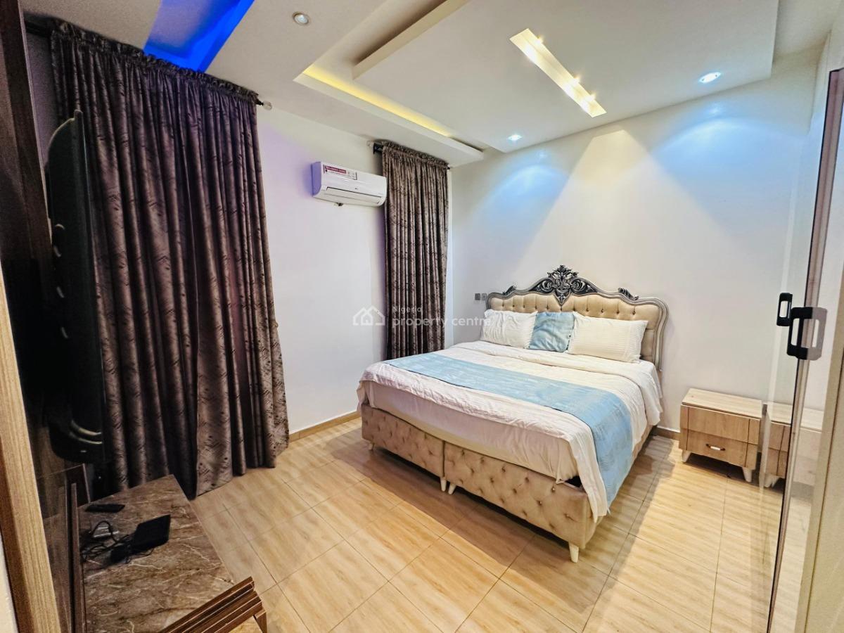 Well Furnished 3 Bedrooms Flat, Gilmor Area, Jahi, Abuja, Flat / Apartment for Sale