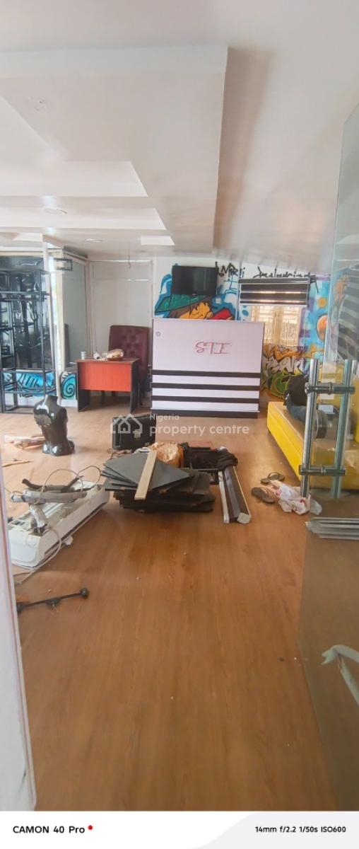 Shop Space Upstairs Facing The Road in Lekki Phase 1, Fola Osibo Road, Lekki Phase 1, Lekki, Lagos, Shop for Rent