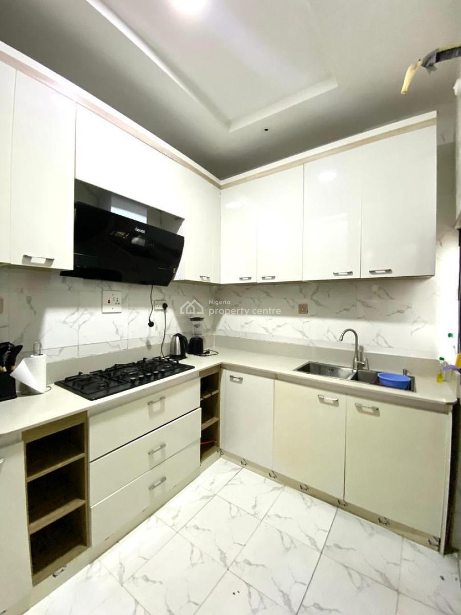 Fully Furnished 2-bedroom Apartment with Elevator, Ikatee, Lekki, Lagos, Block of Flats for Sale