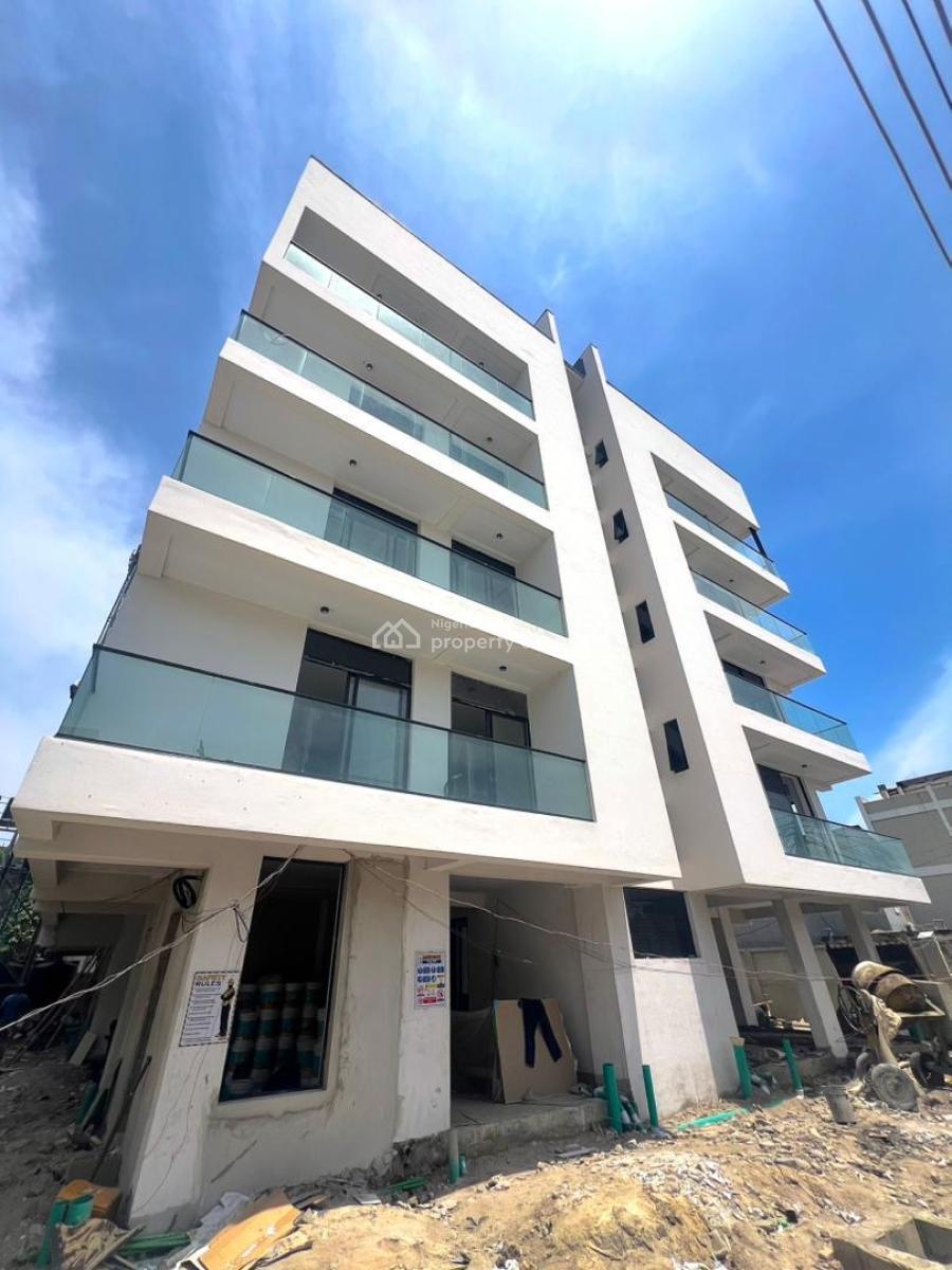 Spacious 2-bedroom Apartment with Elevator, Gym, and Sit-out Lounge..., Ikatee, Lekki, Lagos, Block of Flats for Sale