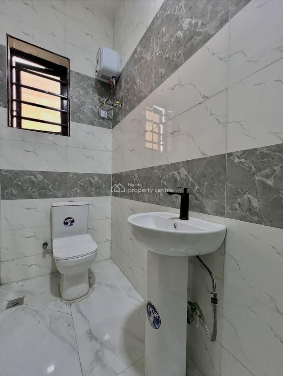 Exclusively Finished 5 Bedrooms Detached Luxury Home & Pool, Orchid, Lekki, Lagos, Detached Duplex for Sale