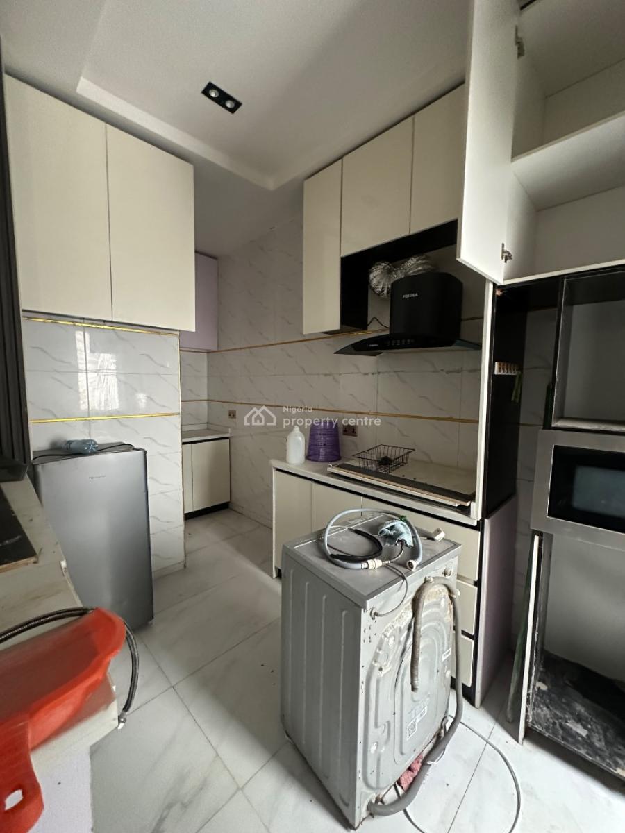 Two Bedroom Flat with Elevator and Swimming Pool(2nd Floor), Ikate, Lekki, Lagos, Flat / Apartment for Rent