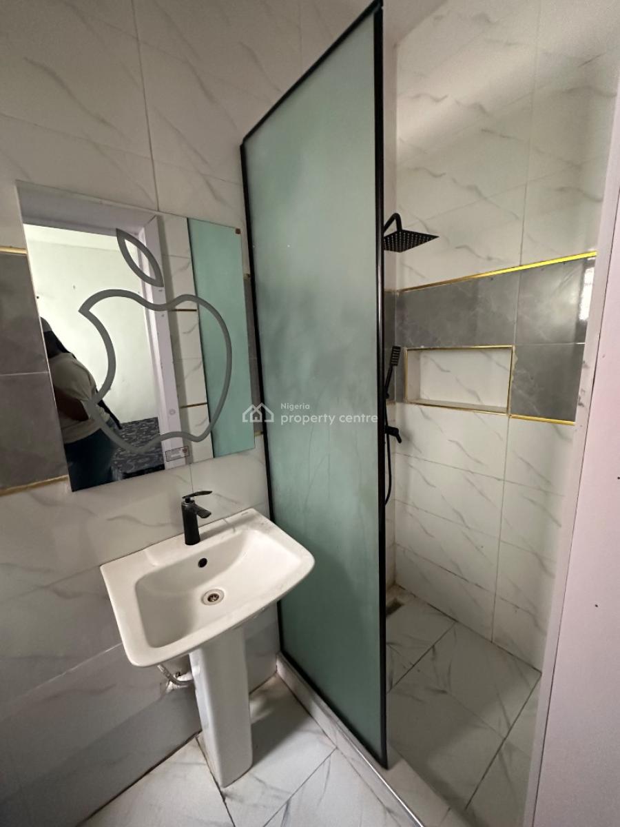 Two Bedroom Flat with Elevator and Swimming Pool(2nd Floor), Ikate, Lekki, Lagos, Flat / Apartment for Rent