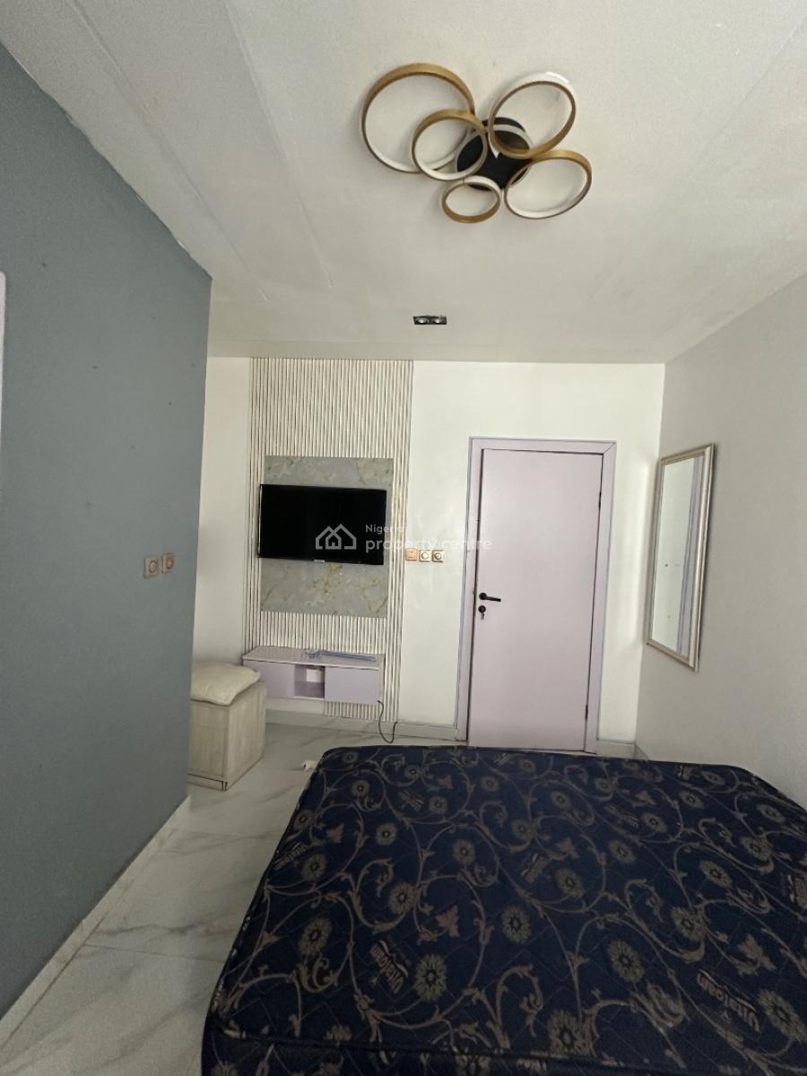Two Bedroom Flat with Elevator and Swimming Pool(2nd Floor), Ikate, Lekki, Lagos, Flat / Apartment for Rent