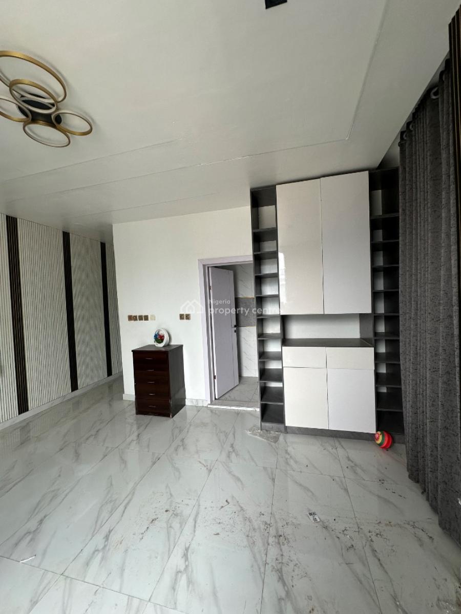 Two Bedroom Flat with Elevator and Swimming Pool(2nd Floor), Ikate, Lekki, Lagos, Flat / Apartment for Rent