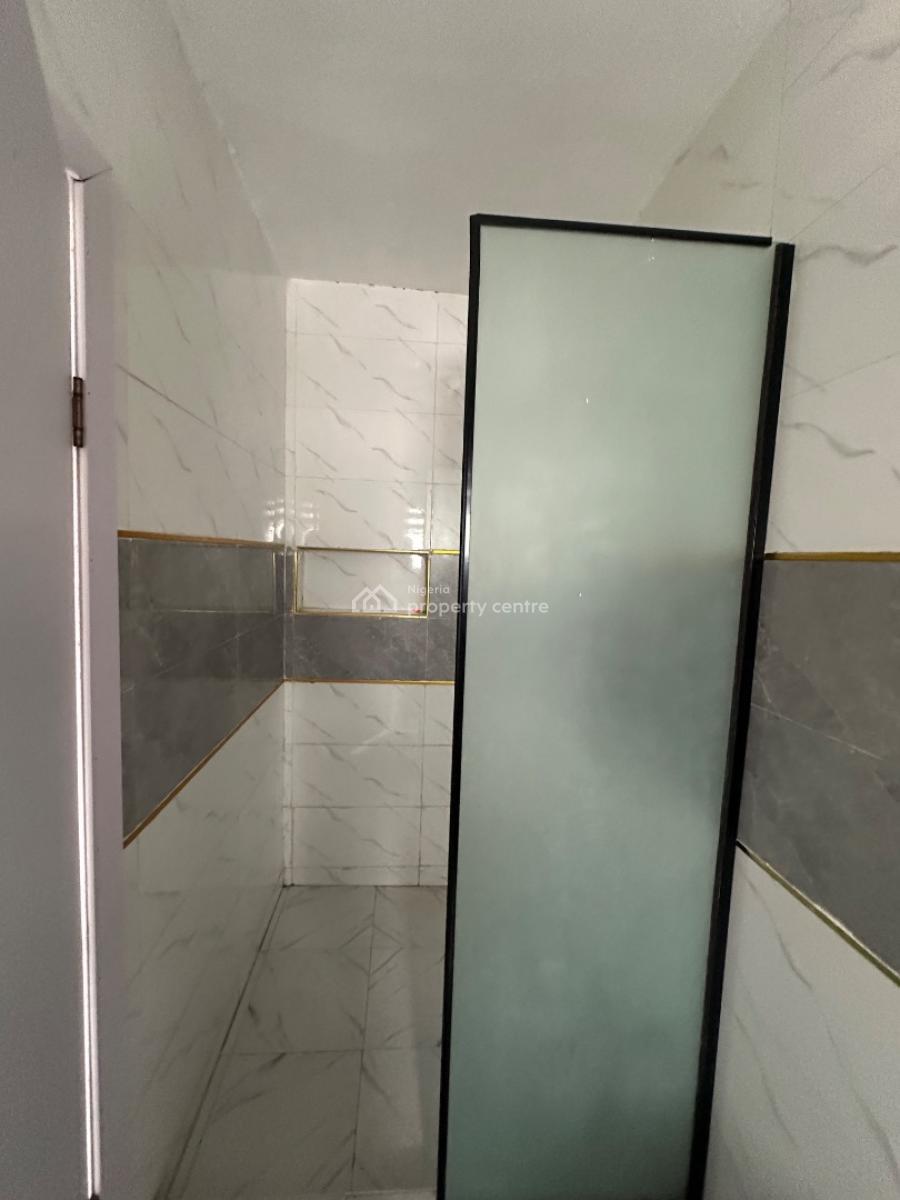 Two Bedroom Flat with Elevator and Swimming Pool(2nd Floor), Ikate, Lekki, Lagos, Flat / Apartment for Rent