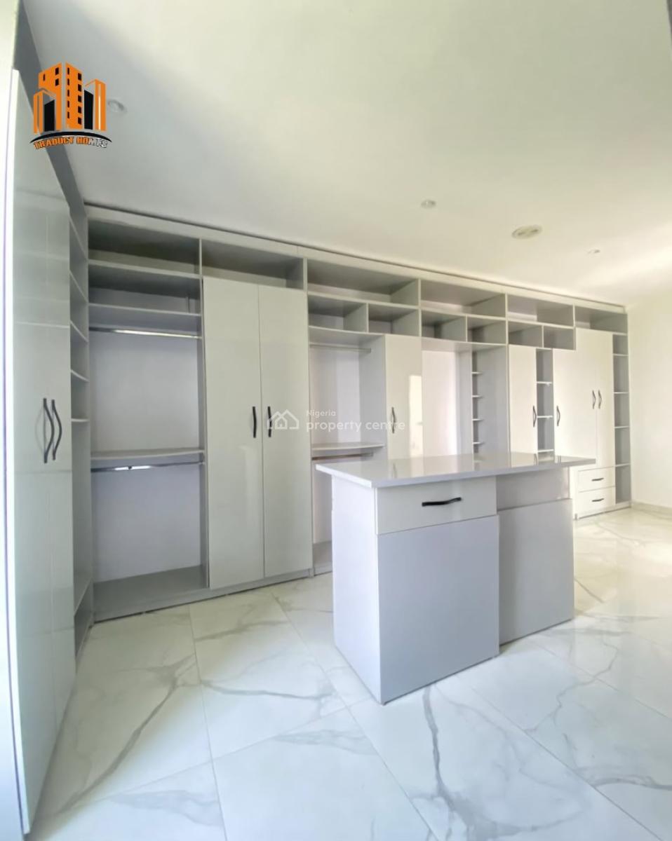 5 Bedroom Spacious Duplex, Osapa, Lekki, Lagos, Detached Duplex for Sale