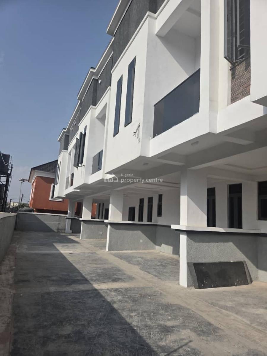 Exquisite 3 Bedroom Terrace Duplex with Bq, Ikota, Lekki, Lagos, Terraced Duplex for Sale