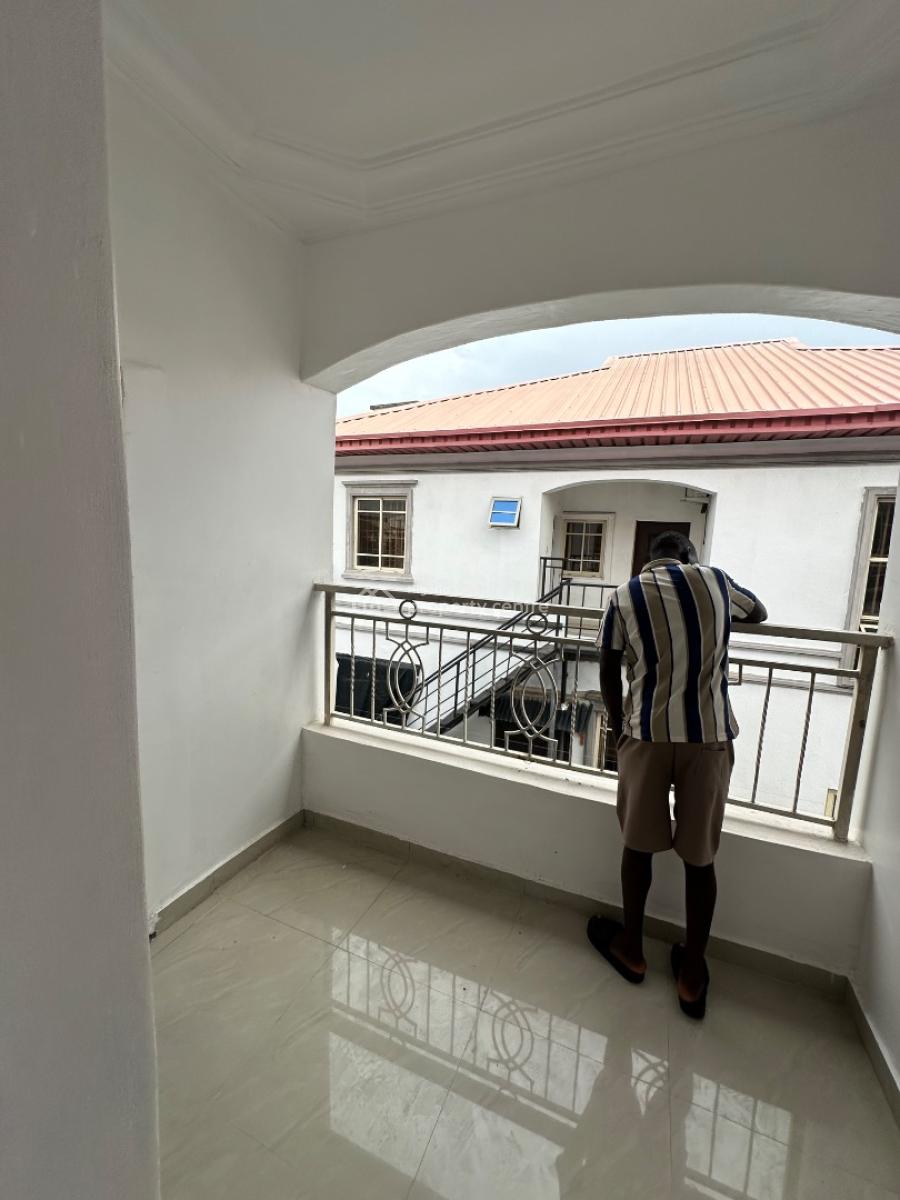Exquisite Two Bedroom Flat(upstairs), Lekki, Lagos, Flat / Apartment for Rent