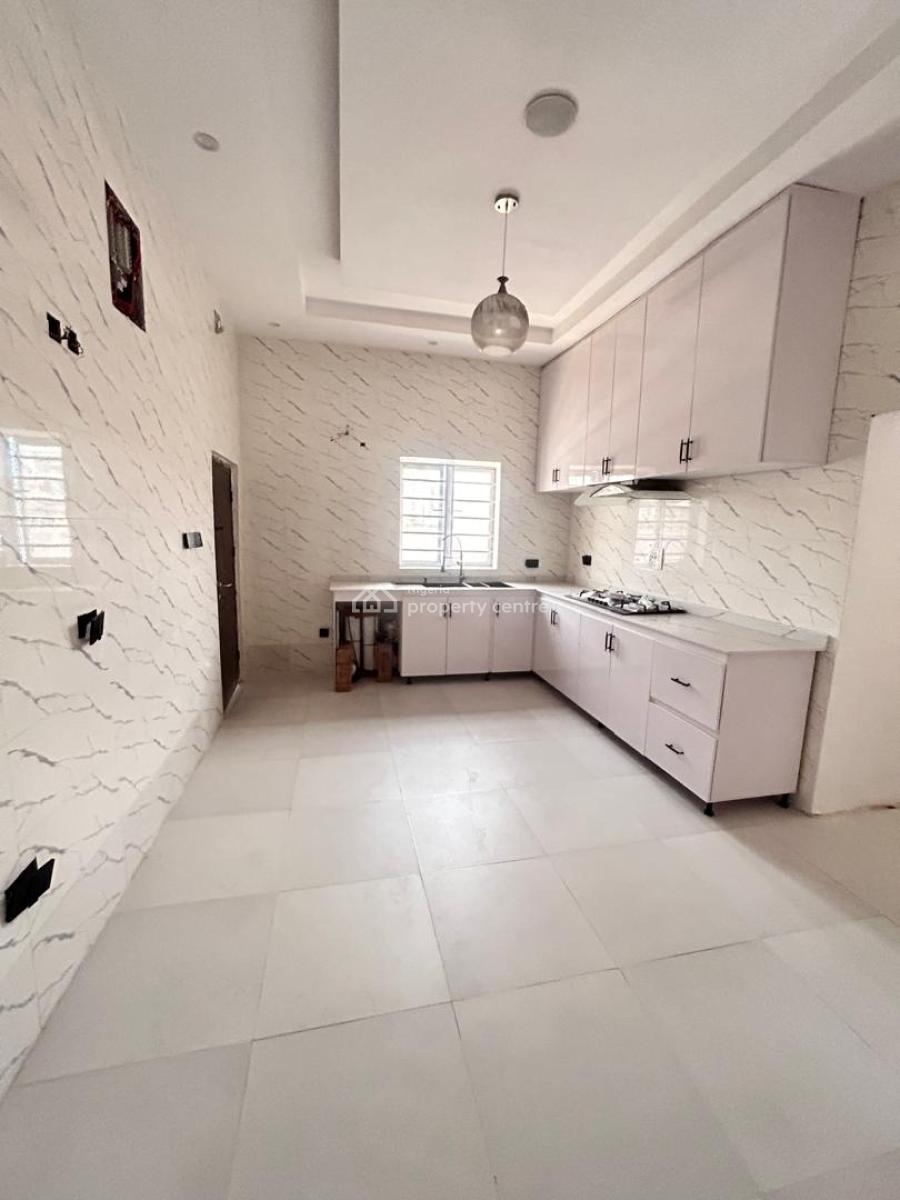 Very Spacious  Fully  Detached  Duplex, with Security  House and a Bq, Orchid, Lekki, Lagos, Detached Duplex for Rent