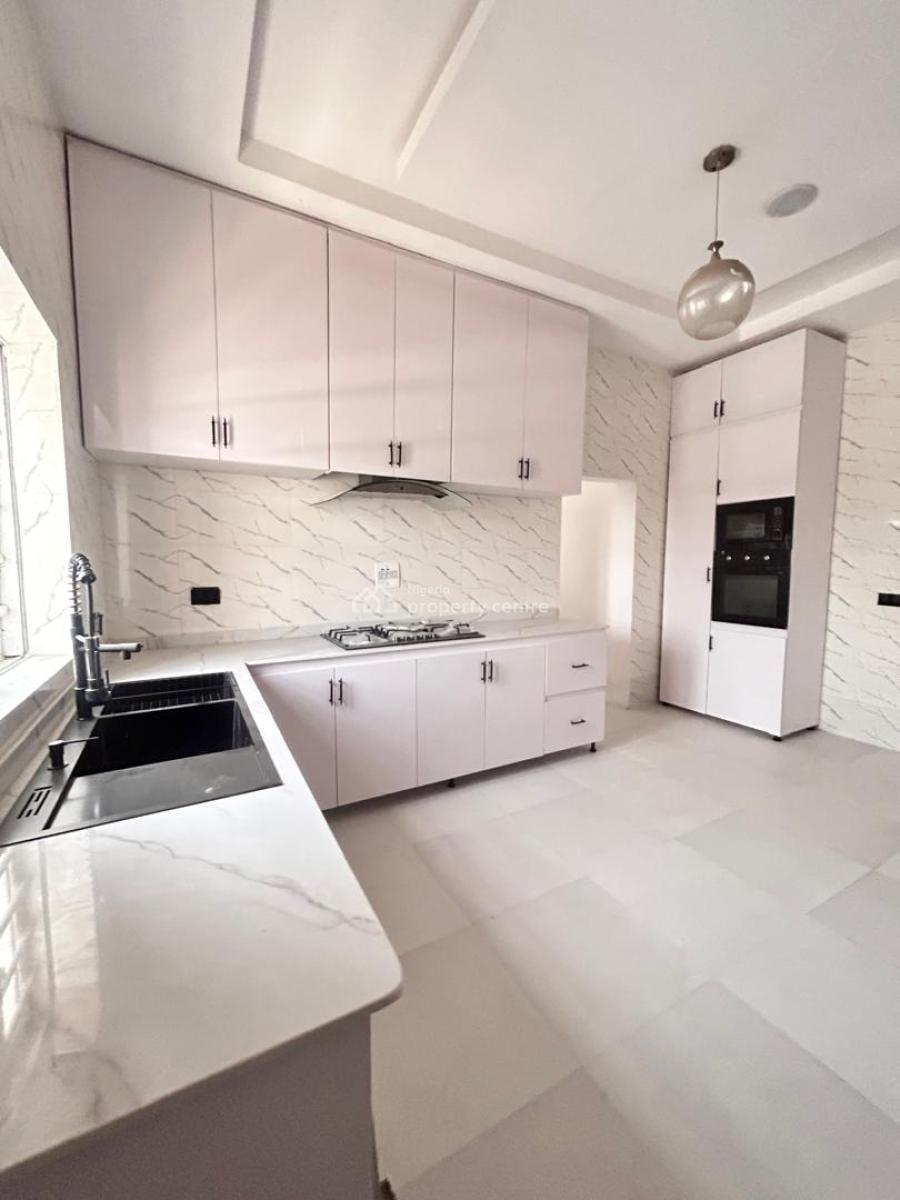 Very Spacious  Fully  Detached  Duplex, with Security  House and a Bq, Orchid, Lekki, Lagos, Detached Duplex for Rent