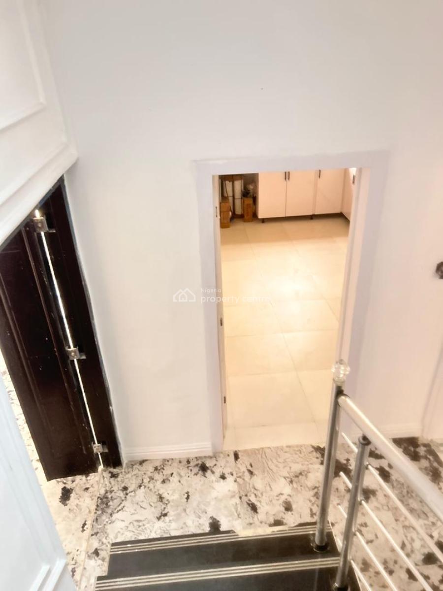 Very Spacious  Fully  Detached  Duplex, with Security  House and a Bq, Orchid, Lekki, Lagos, Detached Duplex for Rent