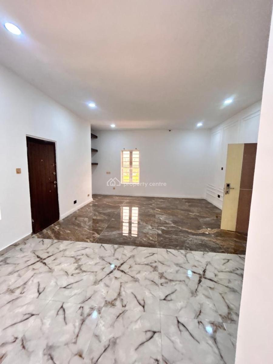 Very Spacious  Fully  Detached  Duplex, with Security  House and a Bq, Orchid, Lekki, Lagos, Detached Duplex for Rent