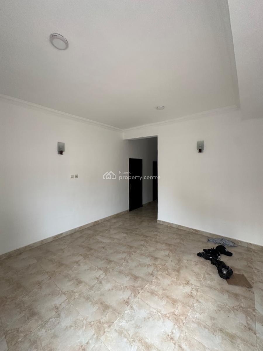 Exquisite Three Bedroom Flat, Lekki Phase 1, Lekki, Lagos, Flat / Apartment for Rent