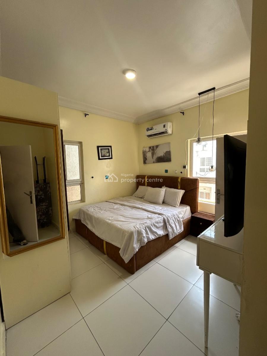Luxury 2 Bedroom Flat, Off Admiralty Way, Lekki Phase 1, Lekki, Lagos, Flat / Apartment for Rent