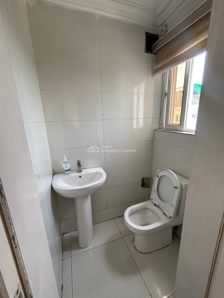 Luxury 2 Bedroom Flat, Off Admiralty Way, Lekki Phase 1, Lekki, Lagos, Flat / Apartment for Rent