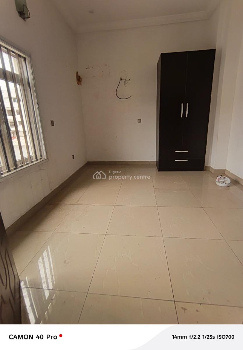 a Room Selfcon with Personal Kitchen in Phase 1, Off Adebayo Doherty, Lekki Phase 1, Lekki, Lagos, Self Contain (single Rooms) for Rent