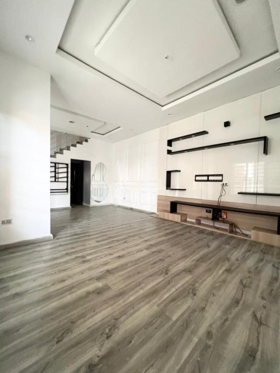 4 Bedroom Semi Detached Duplex with a Bq, Ologolo, Lekki, Lagos, Semi-detached Duplex for Rent