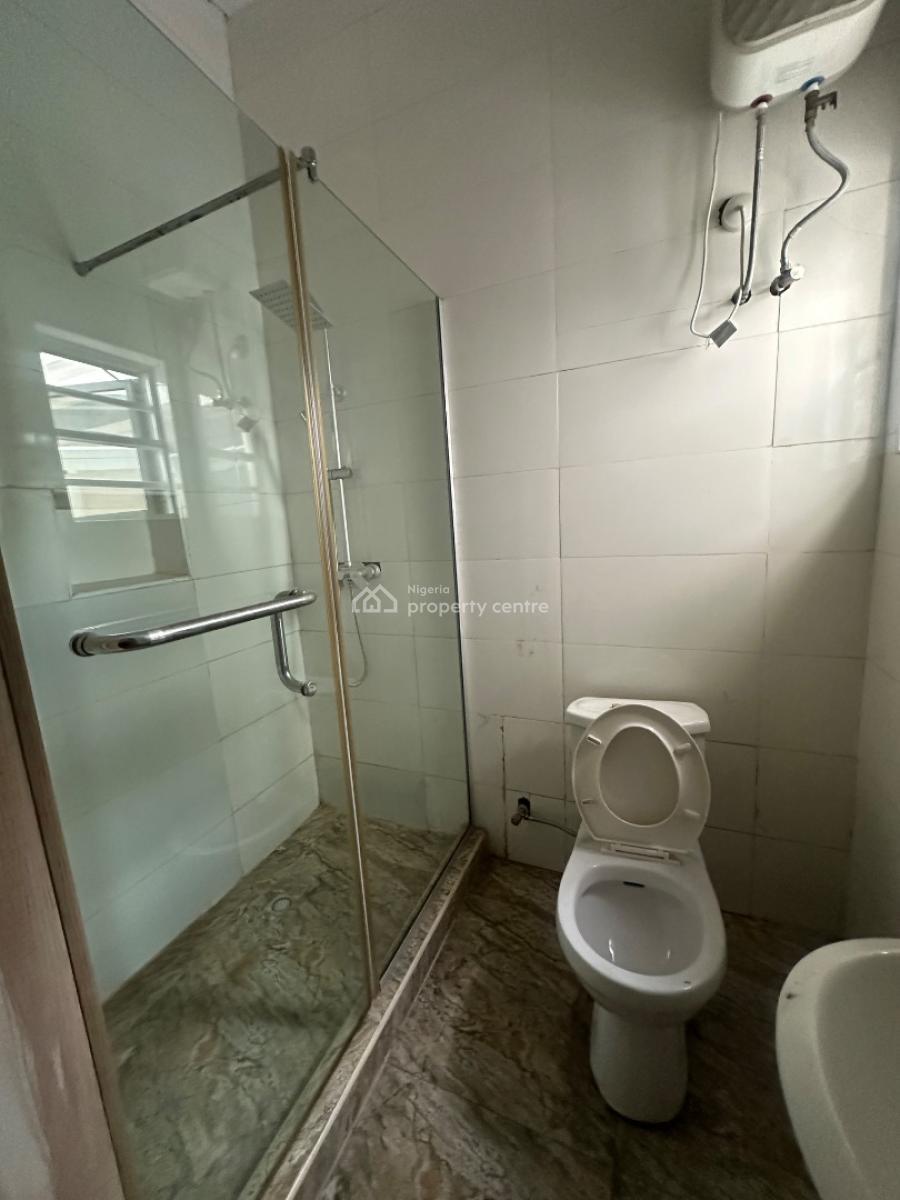 a Semi Masters Room in a Shared Apartment, Orchid Road, Royal Pine Estate, Lekki Phase 1, Lekki, Lagos, Terraced Duplex for Rent