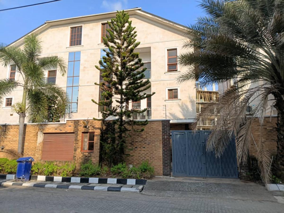 Well Built and Fully Renovated 4 Bedroom Semi-detached House with Bq, Onikoyi Estate, Old Ikoyi, Ikoyi, Lagos, Semi-detached Duplex for Rent