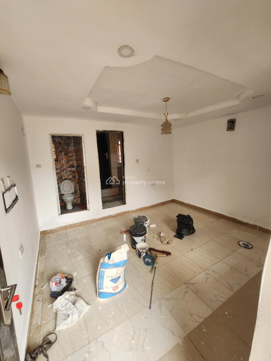 Luxury Self Contain, Off Citizens Avenue, Dawaki, Gwarinpa, Abuja, Self Contain (single Rooms) for Rent