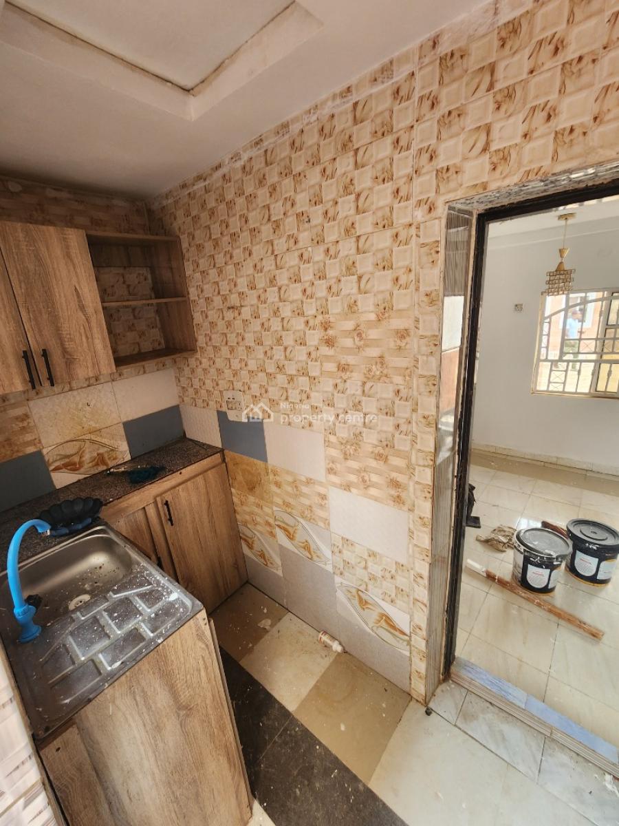 Luxury Self Contain, Off Citizens Avenue, Dawaki, Gwarinpa, Abuja, Self Contain (single Rooms) for Rent