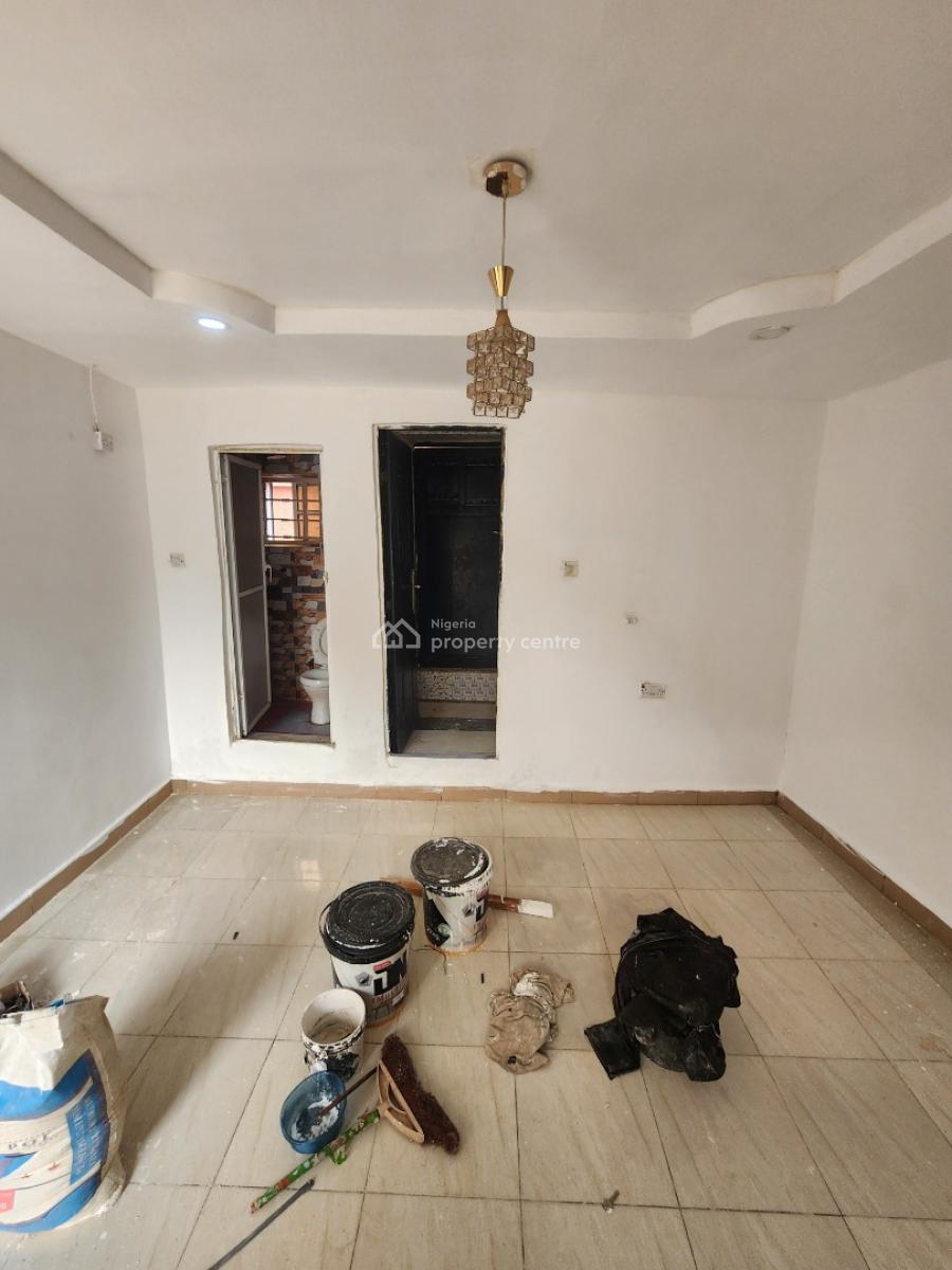 Luxury Self Contain, Off Citizens Avenue, Dawaki, Gwarinpa, Abuja, Self Contain (single Rooms) for Rent