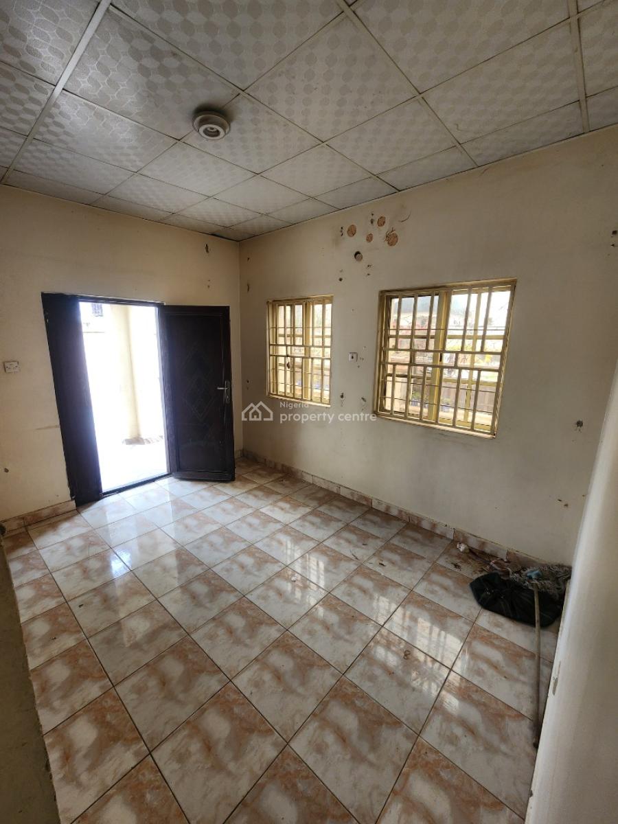 One Bedroom Flat, News Engineering Estate Dawaki, Gwarinpa, Abuja, Flat / Apartment for Rent