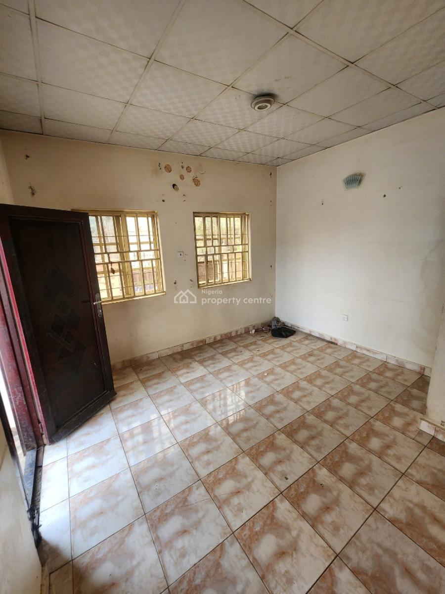 One Bedroom Flat, News Engineering Estate Dawaki, Gwarinpa, Abuja, Flat / Apartment for Rent