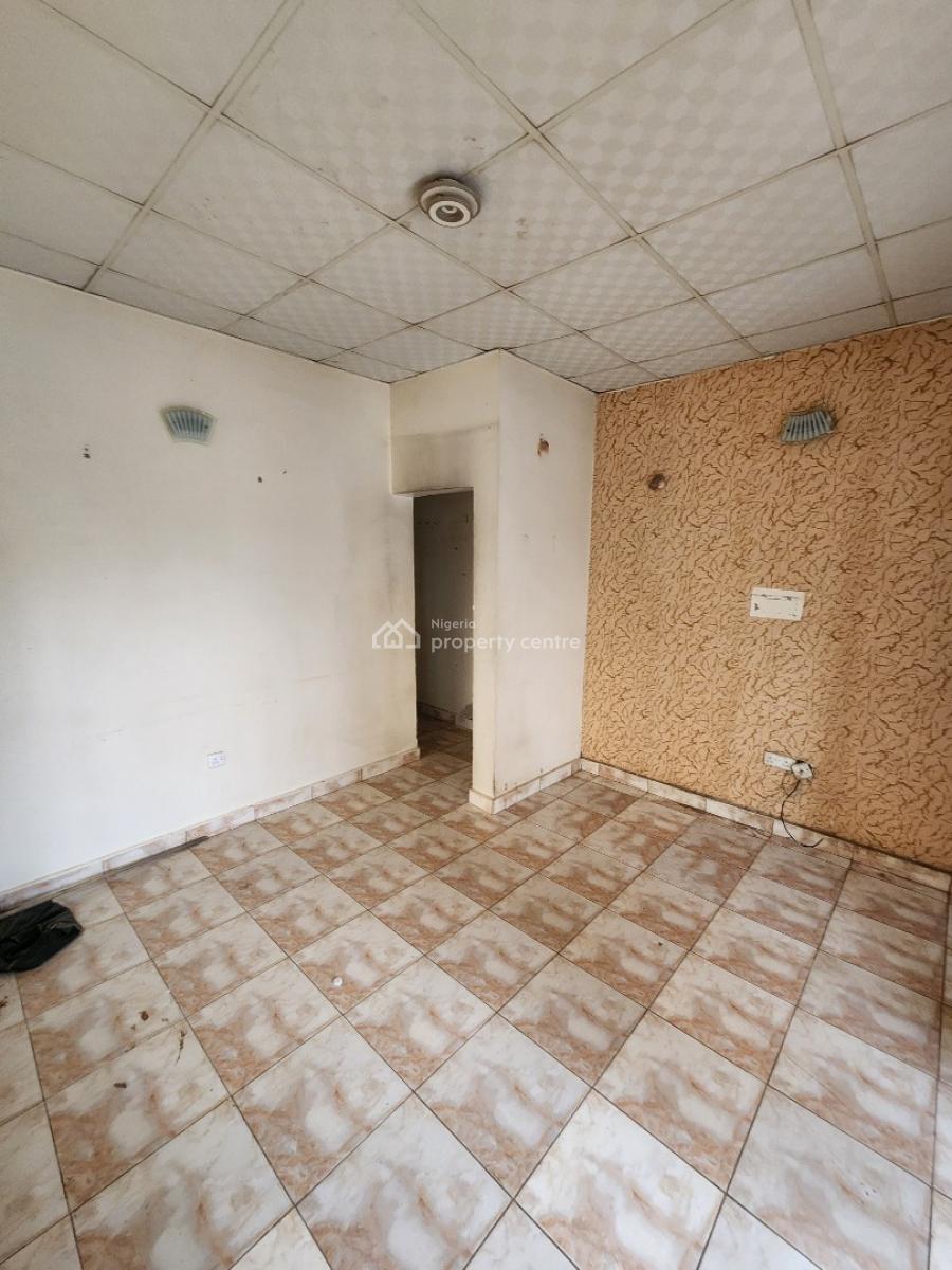 One Bedroom Flat, News Engineering Estate Dawaki, Gwarinpa, Abuja, Flat / Apartment for Rent