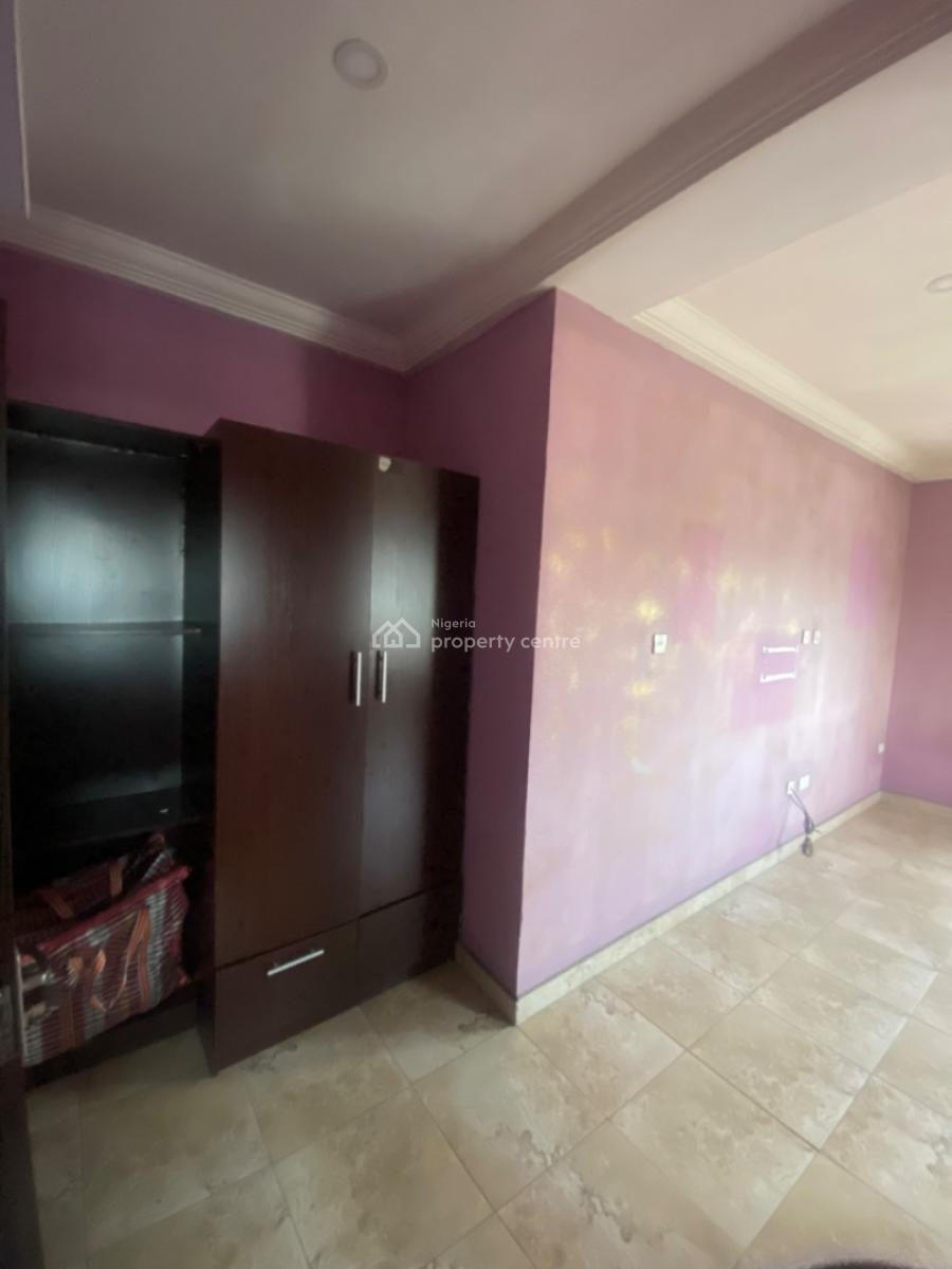 Luxury Share 2 Bedroom Apartment Upstairs, Working Class Lady, Lbs Close to Express, Sangotedo, Ajah, Lagos, Self Contain (single Rooms) for Rent
