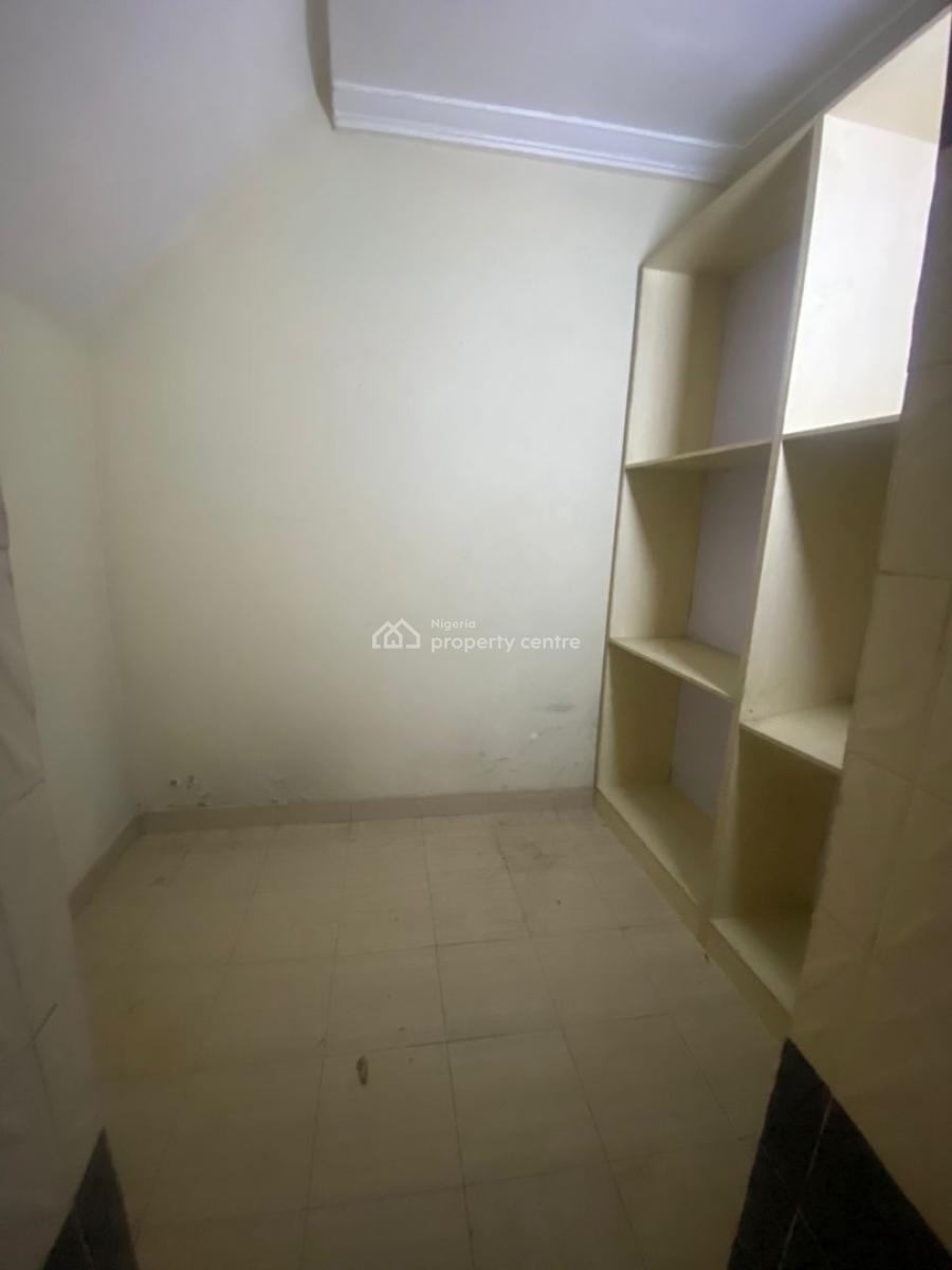 Well Maintained 3 Bedroom Semi Detached Duplex + Bq, Ado Road, Ajah, Lagos, Semi-detached Duplex for Rent