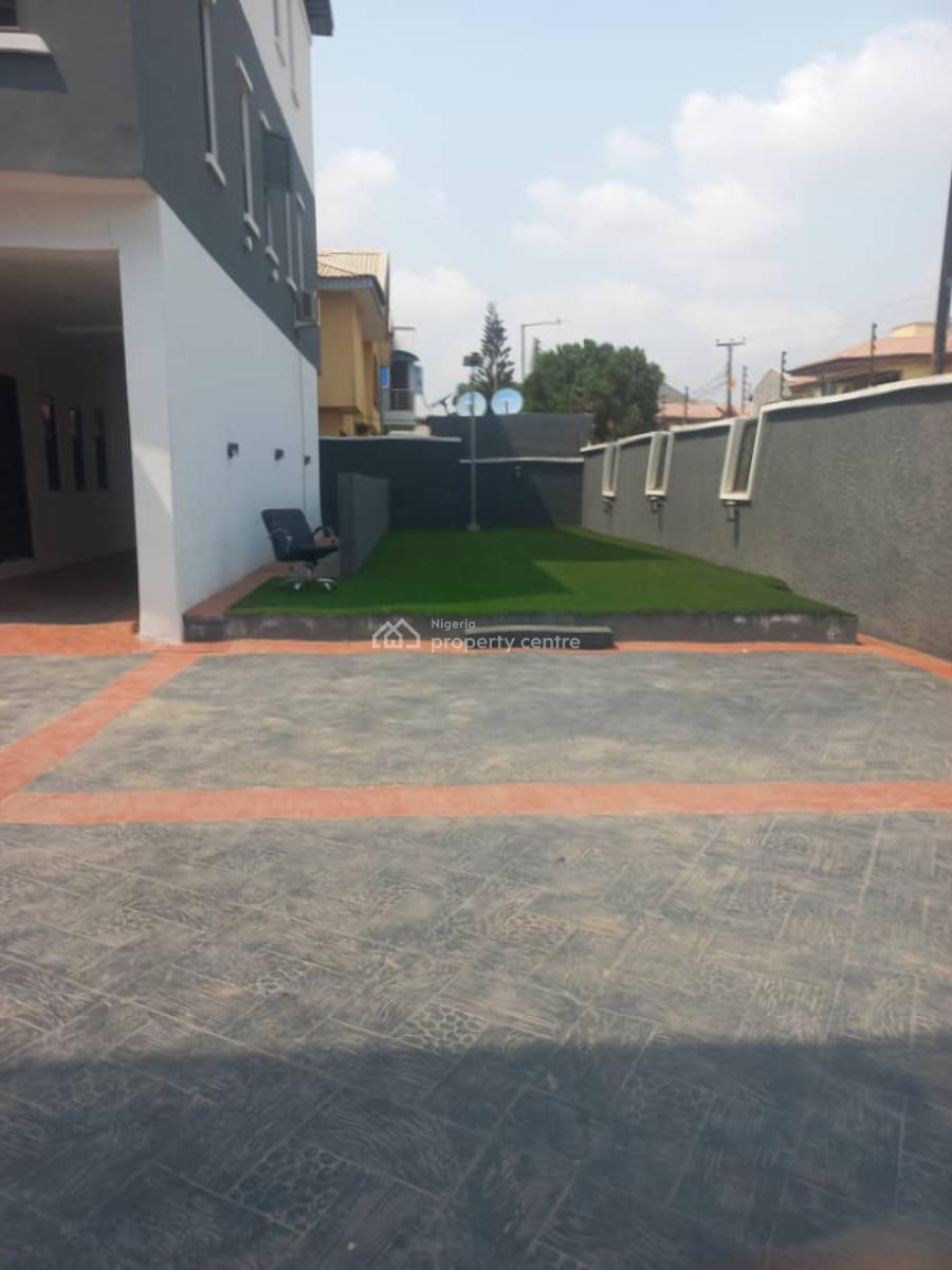 4 Bedroom Terraced Duplex, Gra Phase 1, Magodo, Lagos, Terraced Duplex for Sale