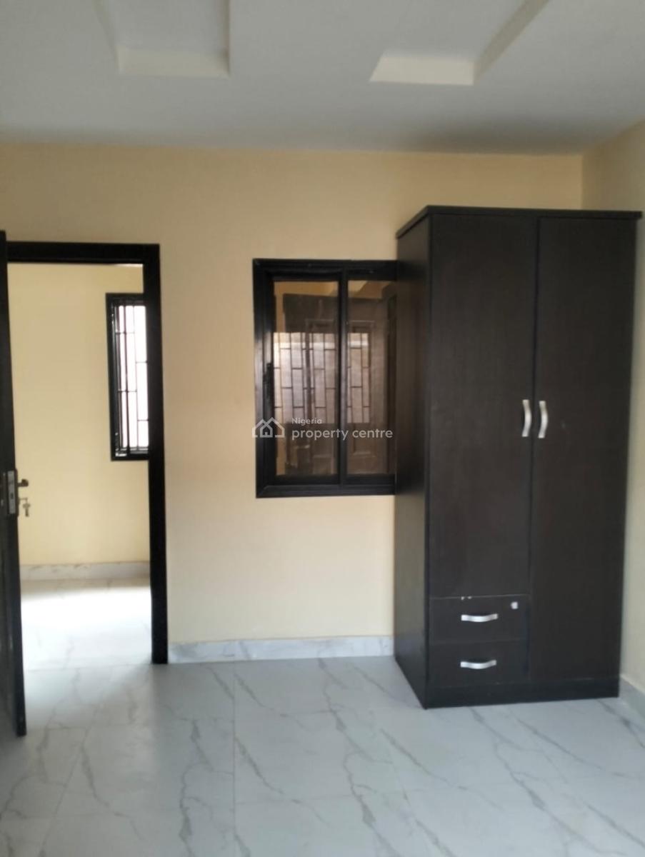 Lovely 2 Bedroom, Alagbole Via Ojodu, Ojodu, Lagos, Flat / Apartment for Rent