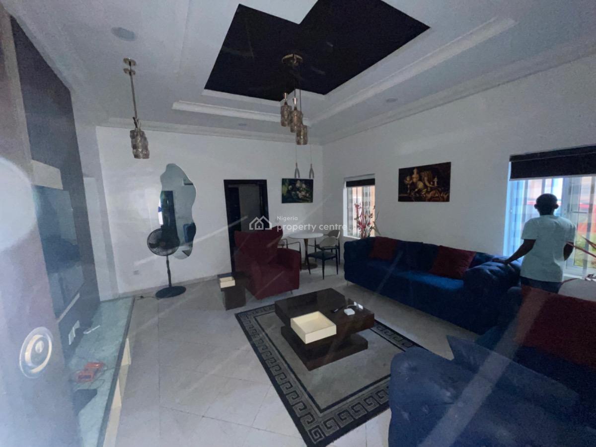 Furnished Well Maintained 2 Bedroom Apartment, Odian Street Off Gbangbala, Elegushi, Ikate Elegushi, Lekki, Lagos, Flat / Apartment for Rent