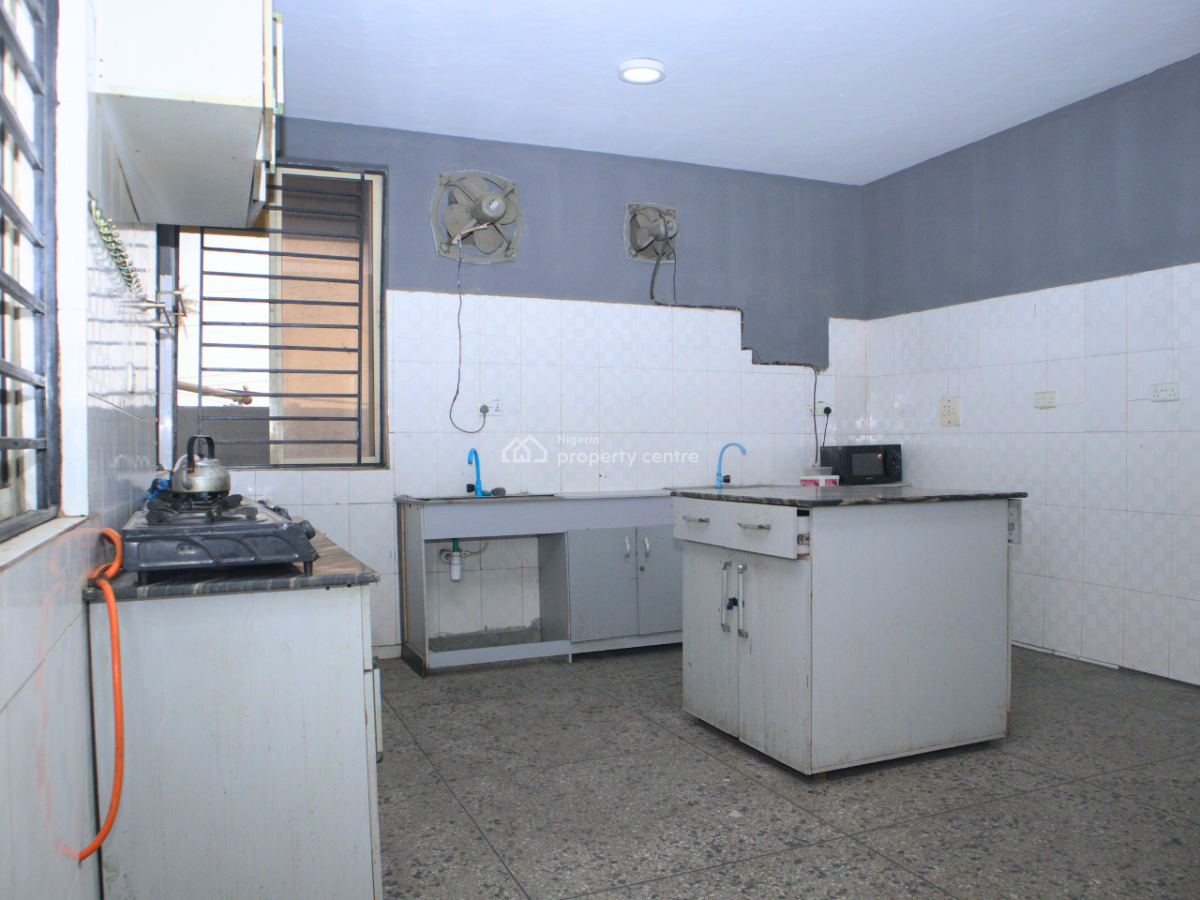 Spacious Serviced Studio Room (unit 5), 2, Funsho Street Link, Off Alara, Sabo, Yaba, Lagos, Flat / Apartment for Rent