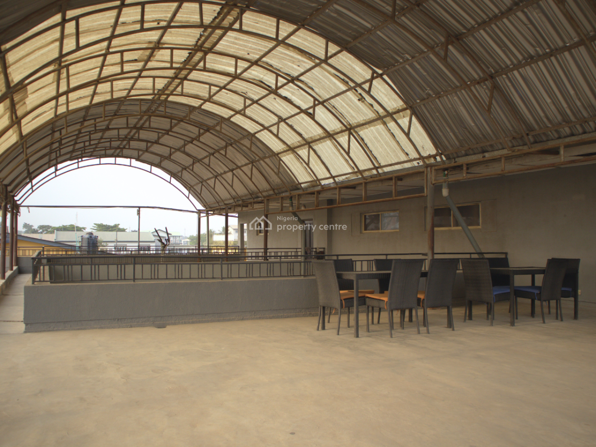 Spacious Serviced Studio Room (unit 5), 2, Funsho Street Link, Off Alara, Sabo, Yaba, Lagos, Flat / Apartment for Rent