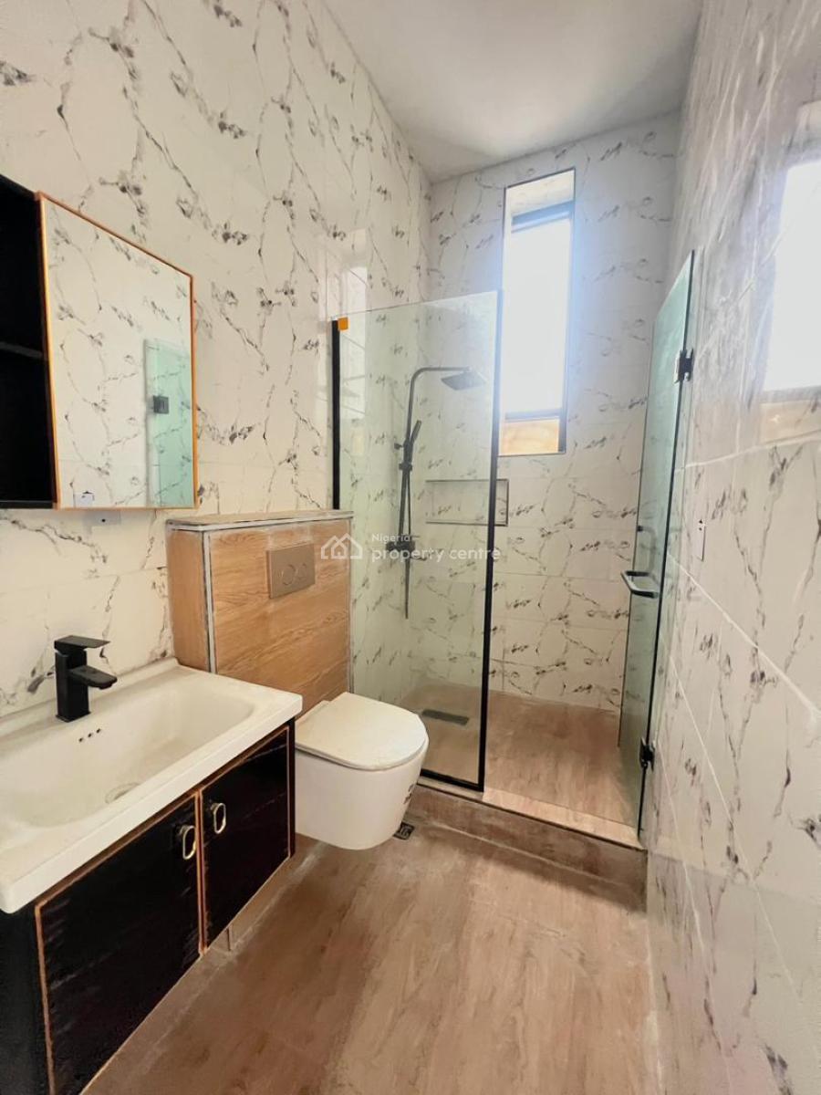 4-bedroom Semi-detached House with Bq, 4-bedroom Semi-detached House with Bq • Ikota Gra, Ikota, Lekki, Lagos, Semi-detached Duplex for Sale