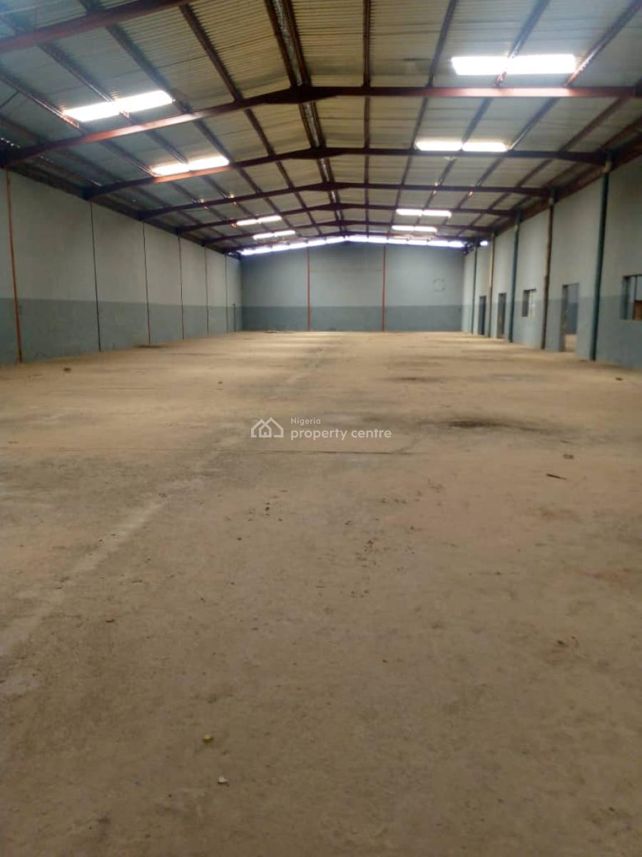 Commercial Warehouse in Lagos (office Space Ideal for Business Use), Lagos/abeokuta Express Way Lagos, Alagbado, Ifako-ijaiye, Lagos, Warehouse for Sale