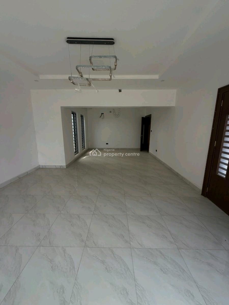 5 Bedroom Detached Duplex with Bq : Features - Living Room - Guest Bed, Katampe Extension, Katampe, Abuja, House for Sale