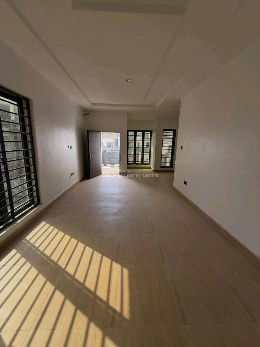 5 Bedroom Detached Duplex with Bq : Features - Living Room - Guest Bed, Katampe Extension, Katampe, Abuja, House for Sale